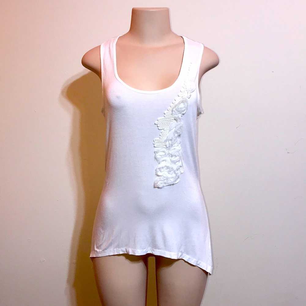 Cable & Gauge Scoop Neck Asymmetrical White Rose